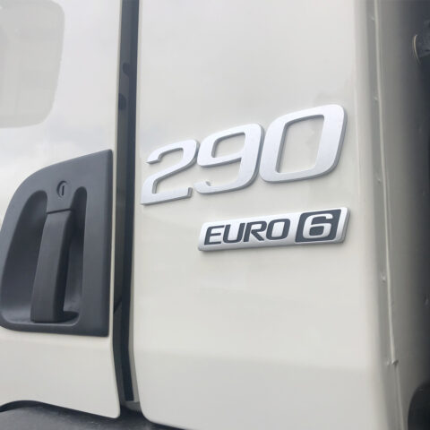3837476700.jpg