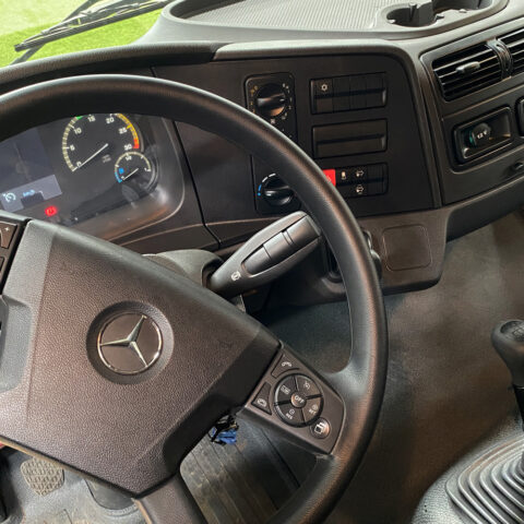 4153845754